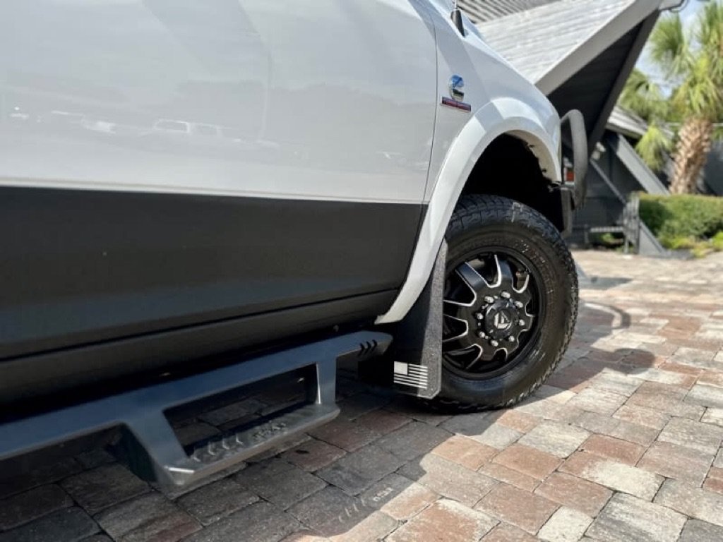Used 2018 RAM 3500 Laramie w/ Sport Appearance Group AWD/4WD image 11