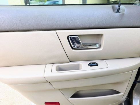 Used 2002 Ford Taurus SEL FWD image 26