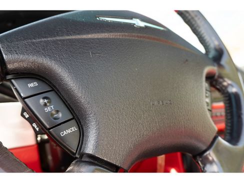 Used 2004 Ford Thunderbird RWD image 23