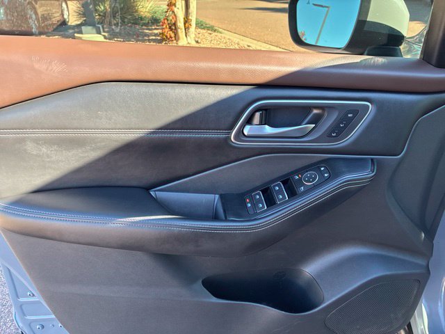 Used 2021 Nissan Rogue SL w/ Premium Package AWD/4WD image 15