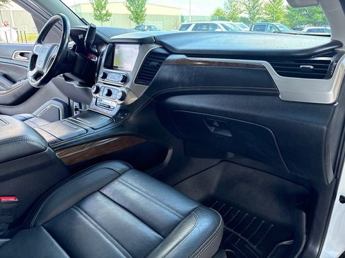 Used 2019 GMC Yukon XL Denali w/ Open Road Package AWD/4WD image 49