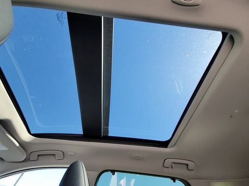 New 2026 Nissan Rogue Platinum image 9