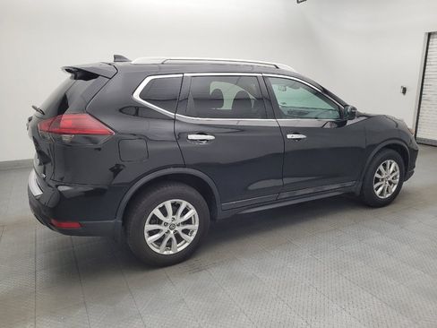 Used 2020 Nissan Rogue SV FWD image 10
