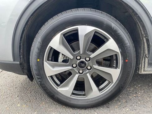 Used 2024 Ford Escape Platinum image 22