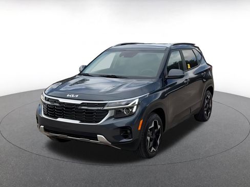 Used 2025 Kia Seltos S image 7