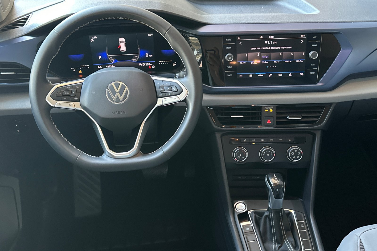 Used 2022 Volkswagen Taos SE FWD image 14