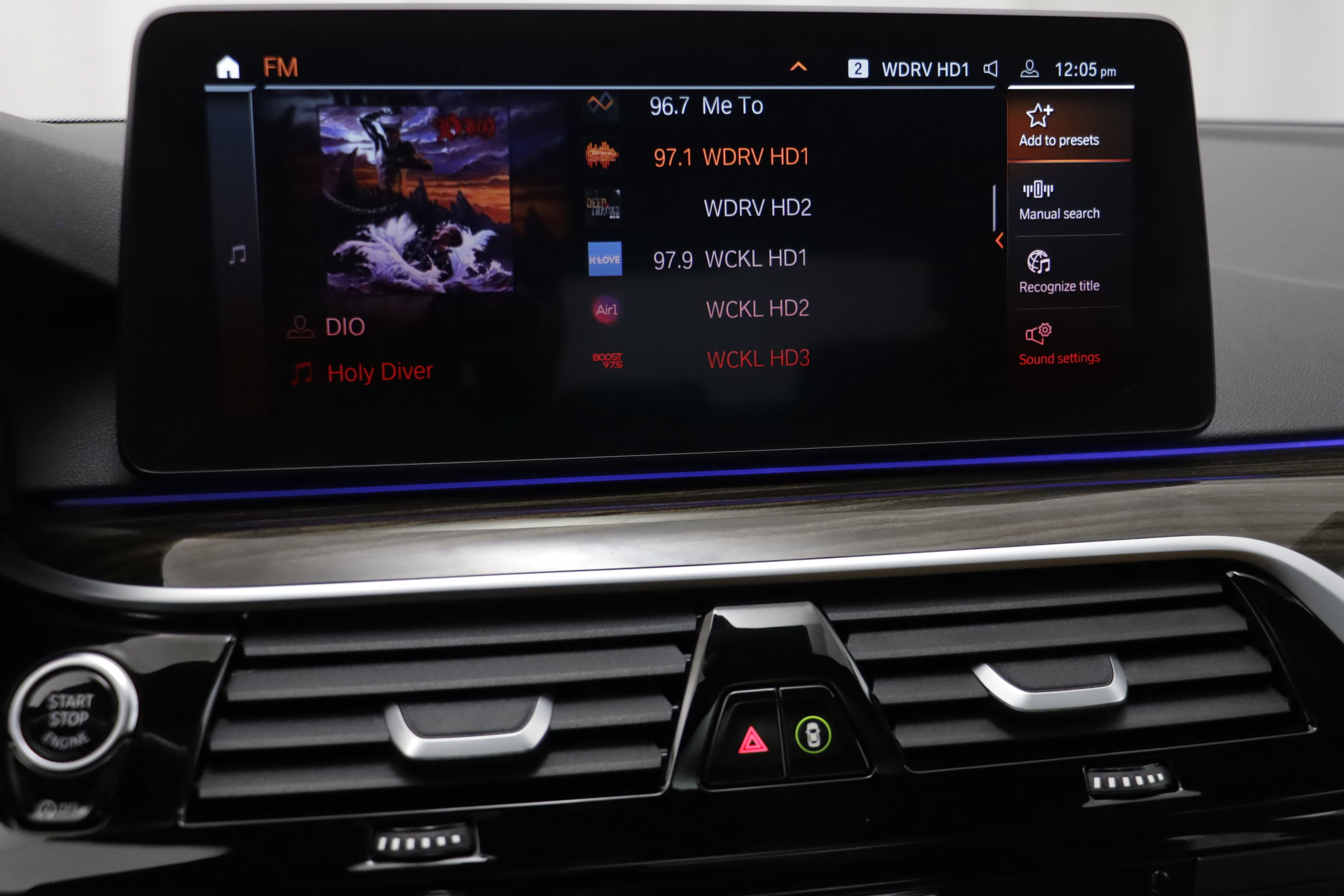 Used 2023 BMW 530i xDrive w/ Premium Package AWD/4WD image 8