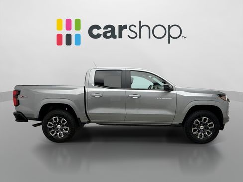 Used 2024 Chevrolet Colorado Z71 w/ Z71 Convenience Package 2 AWD/4WD image 6