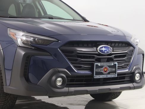 Used 2023 Subaru Outback Onyx Edition image 38