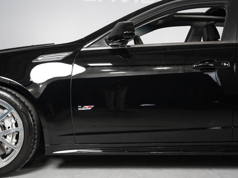 Used 2010 Cadillac CTS V w/ Wood Trim Package RWD image 9