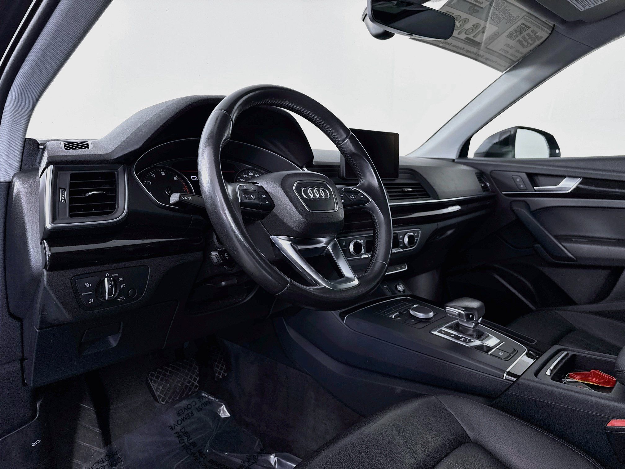 Used 2019 Audi Q5 2.0T Premium w/ Convenience Package AWD/4WD image 9