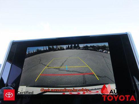 Used 2024 Toyota RAV4 LE image 39