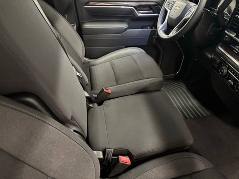 Used 2025 Chevrolet Silverado 2500 LT w/ Convenience Package AWD/4WD image 21
