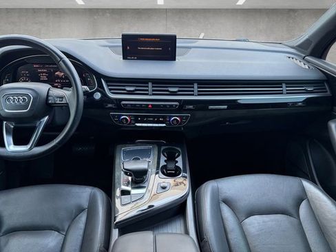 Used 2017 Audi Q7 3.0T Premium Plus image 3