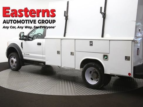 Used 2017 Ford F550 2WD Regular Cab Super Duty image 65