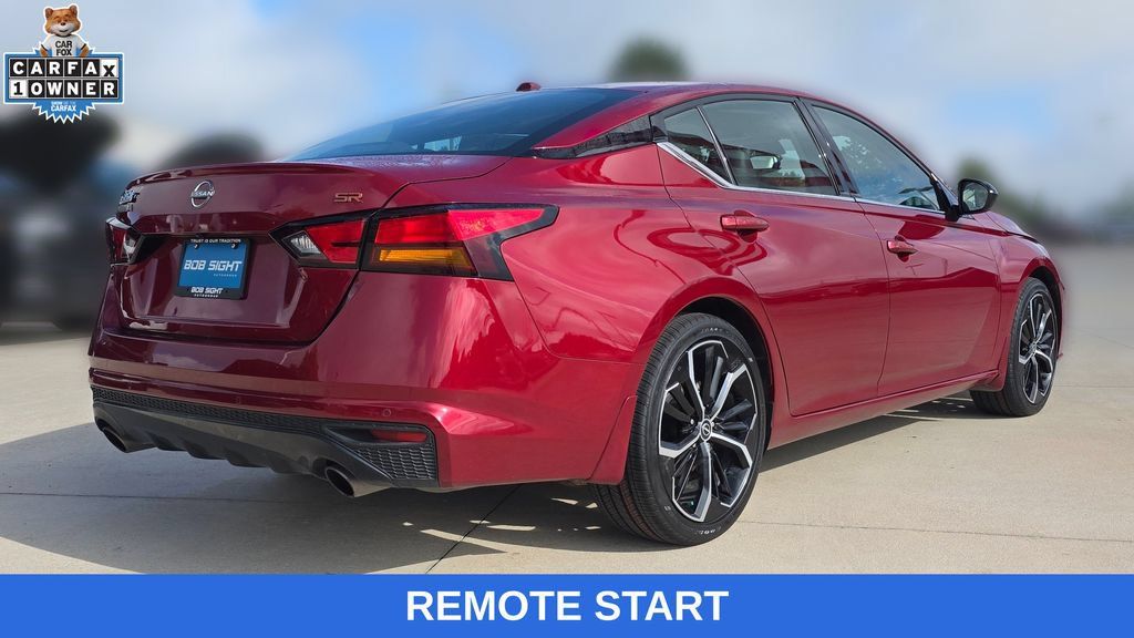Used 2024 Nissan Altima 2.5 SR FWD image 5