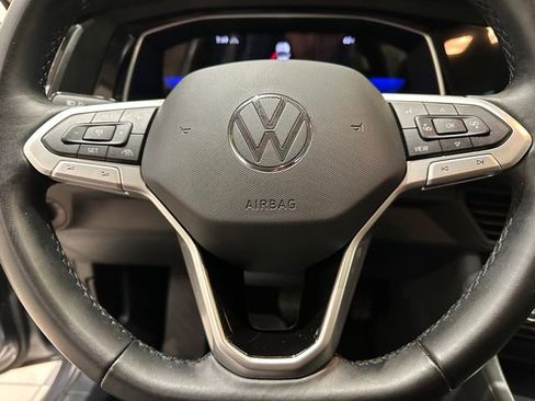 Used 2023 Volkswagen Jetta SE FWD image 10