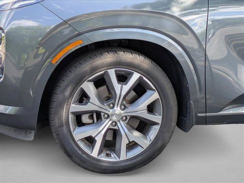 Used 2022 Hyundai Palisade Limited w/ Winter Package FWD image 14