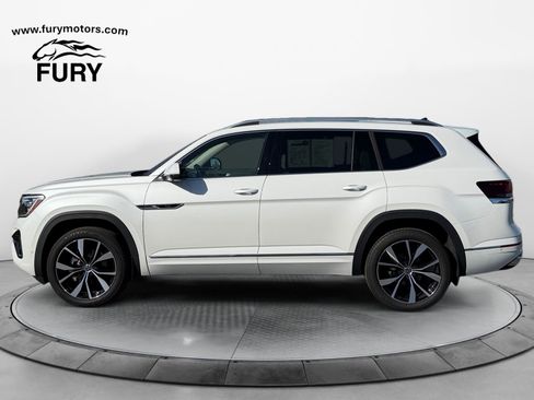 Used 2024 Volkswagen Atlas SEL Premium R-Line image 6