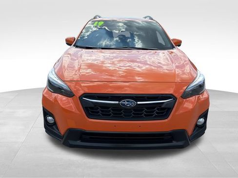Used 2019 Subaru Crosstrek 2.0i Limited w/ Moonroof Package w/Navigation AWD/4WD image 2