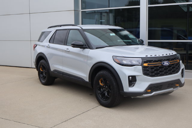 New 2027 Ford Explorer Tremor w/ Tremor Convenience Package AWD/4WD image 2