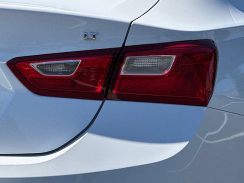 Used 2023 Chevrolet Malibu LT FWD image 13