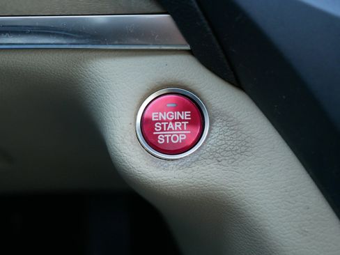 Used 2020 Acura MDX SH-AWD w/ Technology Package image 29