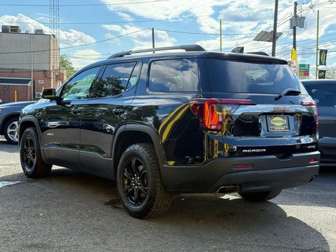Used 2022 GMC Acadia AT4 w/ Technology Package image 4