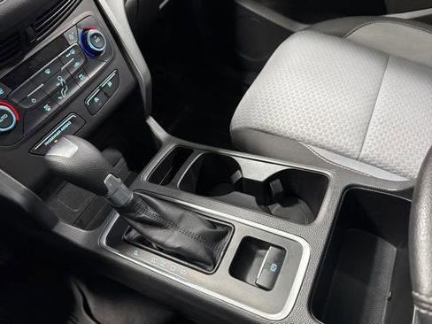 Used 2017 Ford Escape SE AWD/4WD image 20