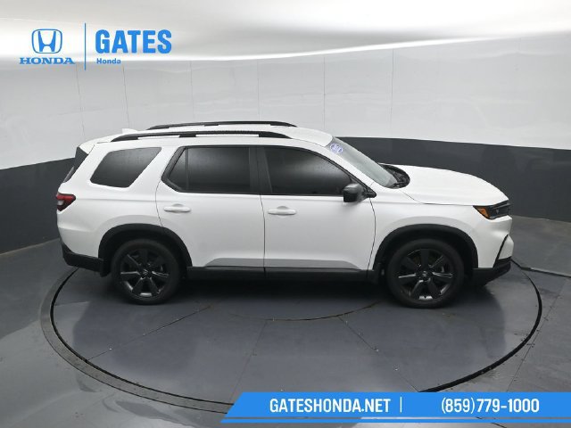 Certified 2025 Honda Pilot Sport image 46