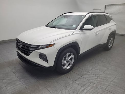 Used 2023 Hyundai Tucson SEL FWD image 2