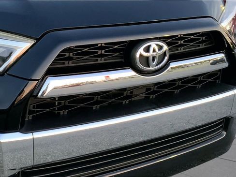 Used 2014 Toyota 4Runner Limited RWD image 29
