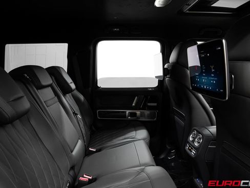 Used 2025 Mercedes-Benz G 63 AMG 4MATIC image 39