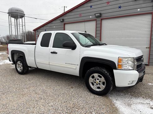 Used 2009 Chevrolet Silverado 1500 LT w/ Power Pack Plus image 2