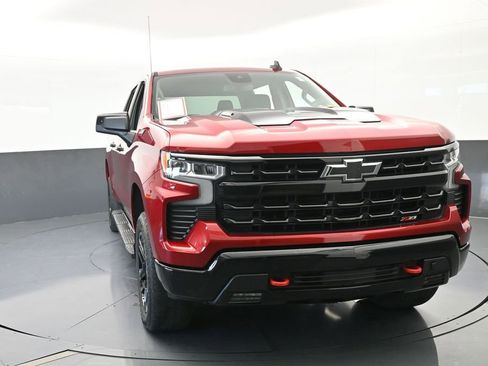 Used 2024 Chevrolet Silverado 1500 LT Trail Boss w/ Protection Package image 9