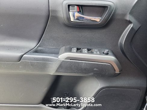 Used 2023 Toyota Tacoma TRD Pro AWD/4WD image 28