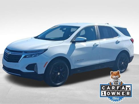 Used 2024 Chevrolet Equinox LT image 2