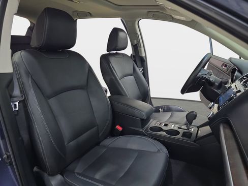 Used 2018 Subaru Outback 2.5i Limited image 12