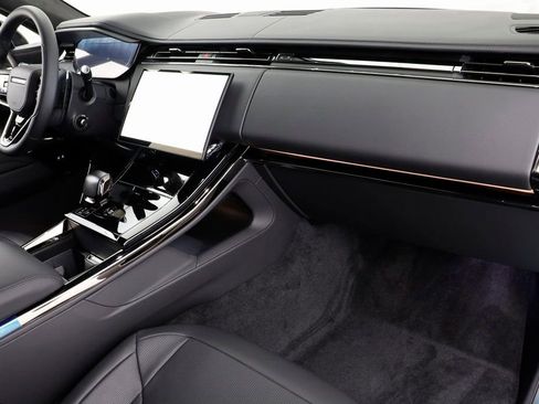 New 2025 Land Rover Range Rover Sport SV Edition Two image 20