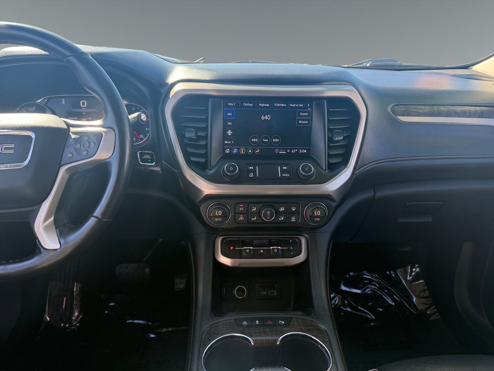 Used 2023 GMC Acadia Denali FWD image 6