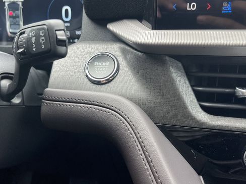 New 2026 Ford Explorer Platinum RWD image 6