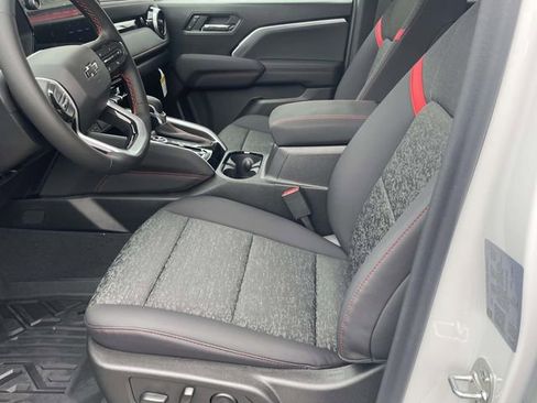 New 2026 Chevrolet Colorado Z71 image 7