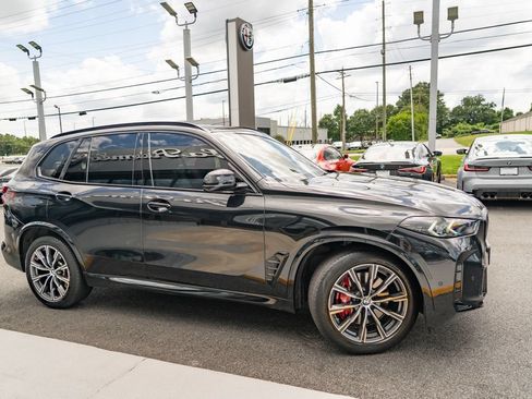 Used 2024 BMW X5 xDrive40i w/ M Sport Package AWD/4WD image 10