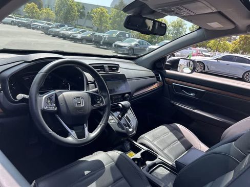 Used 2019 Honda CR-V Touring image 7