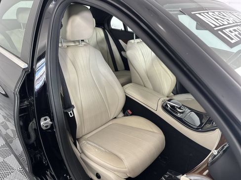 Used 2018 Mercedes-Benz E 300 image 27