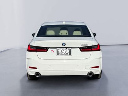 New 2026 BMW 330i Sedan w/ Convenience Package