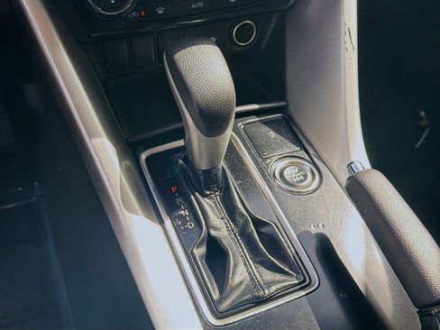 Used 2020 Mitsubishi Eclipse Cross ES image 15