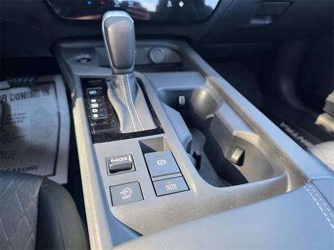 New 2026 Nissan Sentra SV image 22