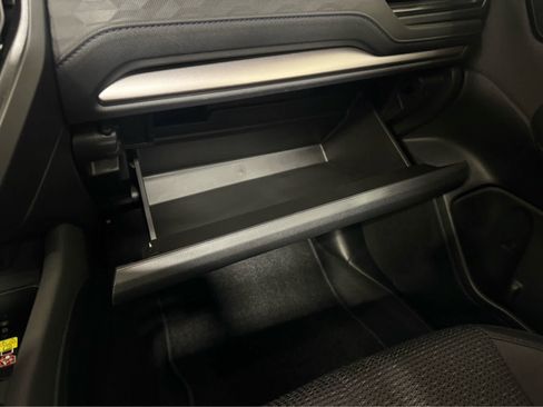 Used 2025 Subaru Forester Premium AWD/4WD image 20