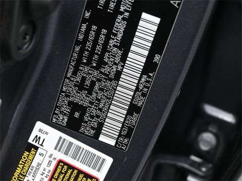 Used 2020 Toyota Highlander XLE image 18